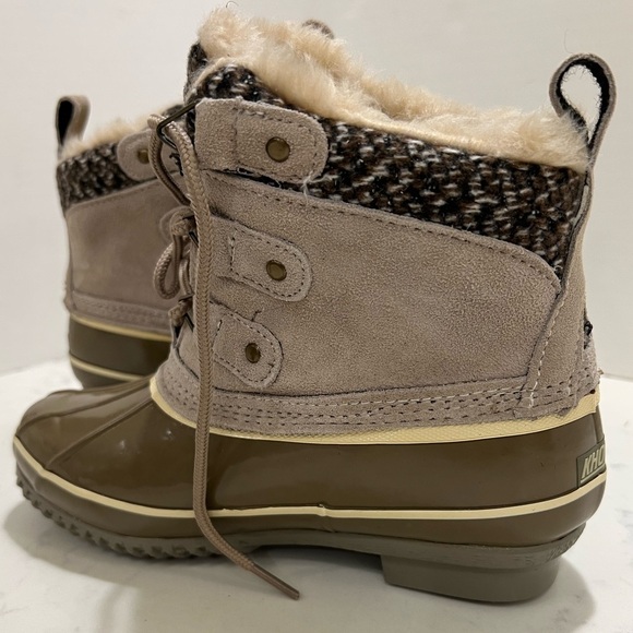 US Ski Team Tan and Brown Winter Boots - Picture 11 of 13